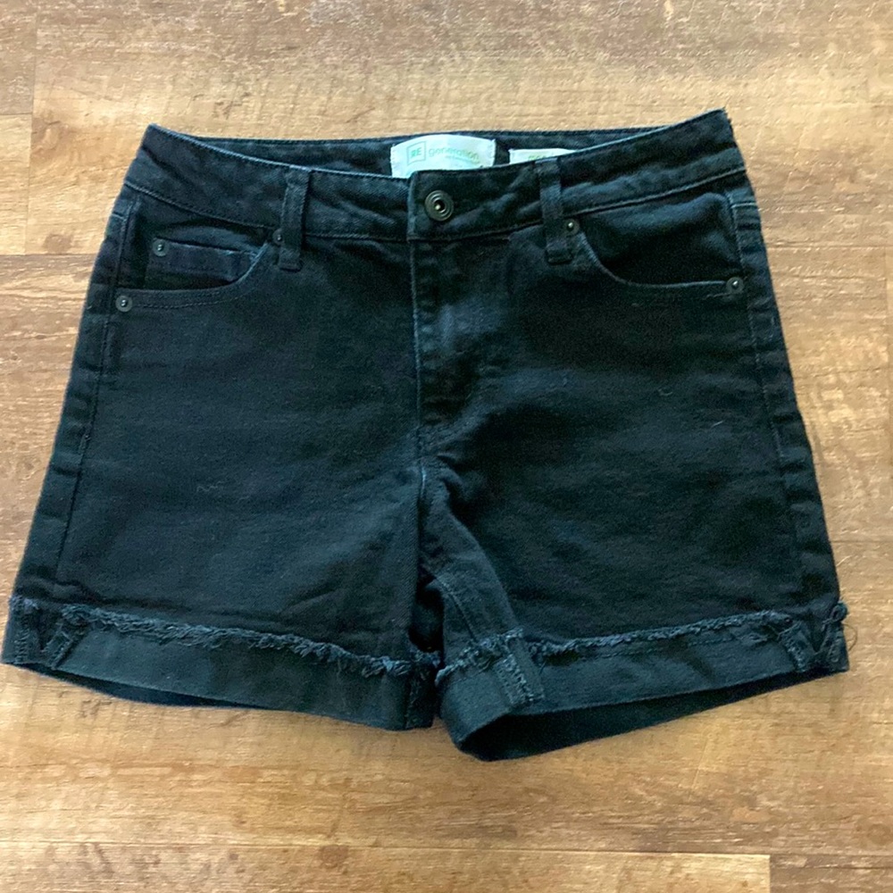 RE Generation by Celebrity Pink Black Jean Shorts Size 1 / 25